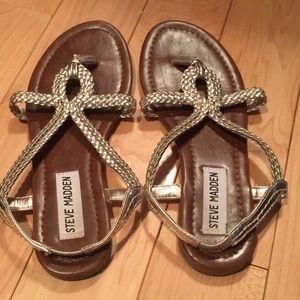EUC Steve Madden sandals